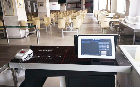 RFID桌面式讀寫器HR8002用于RFID應用于智能餐飲自助結算